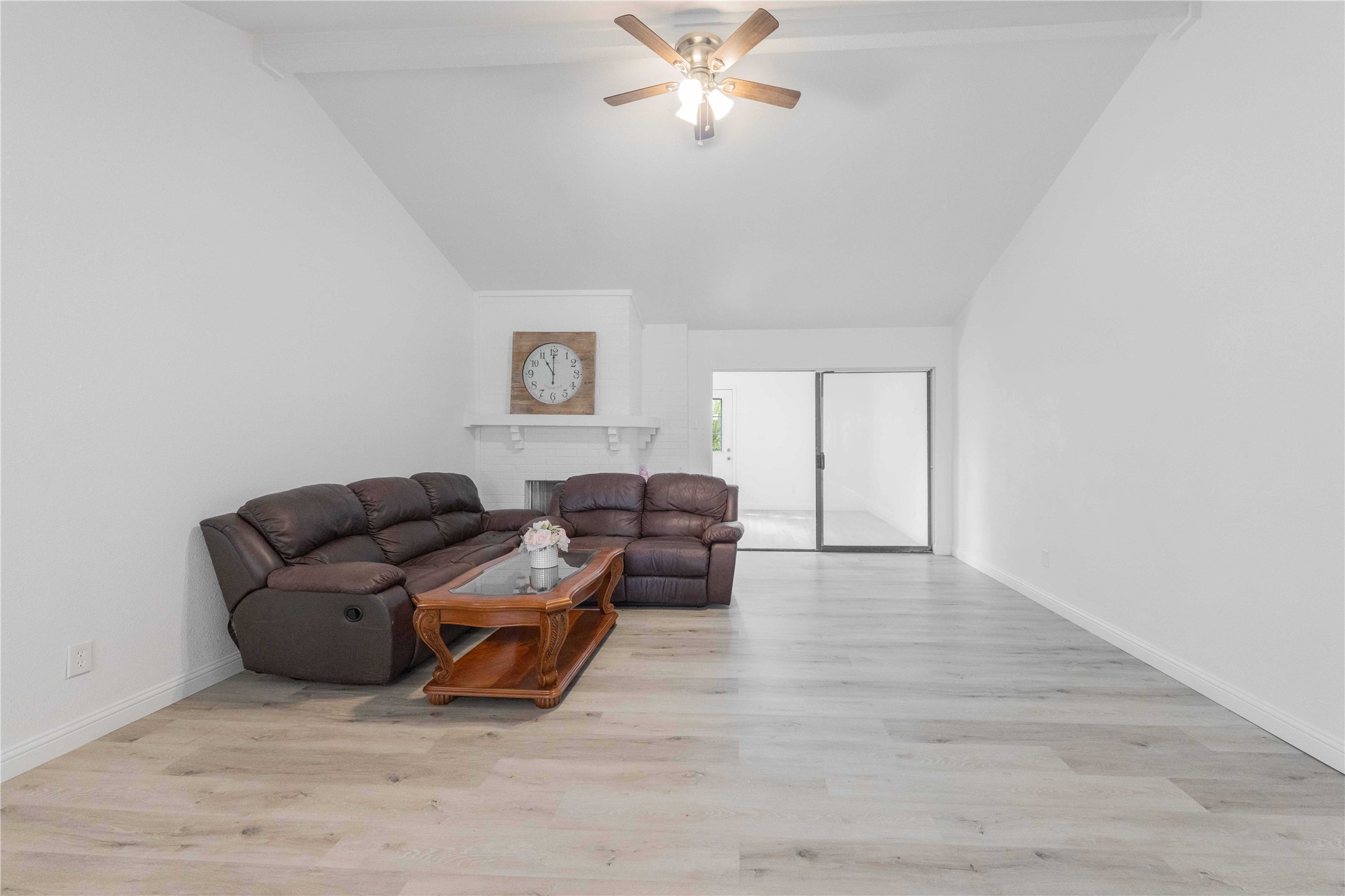 2822 Chariot Lane Garland TX 75044