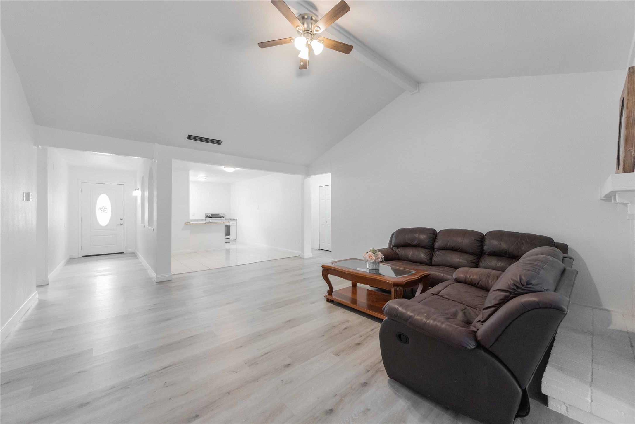 2822 Chariot Lane Garland TX 75044