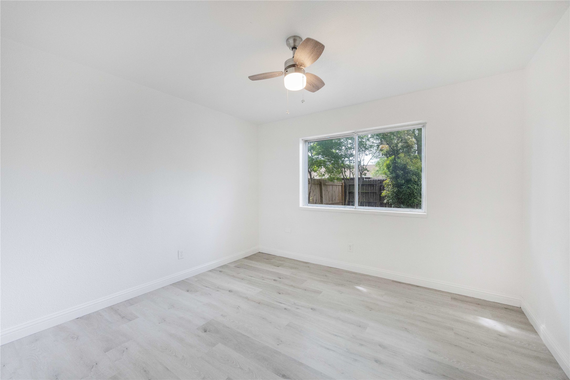 2822 Chariot Lane Garland TX 75044