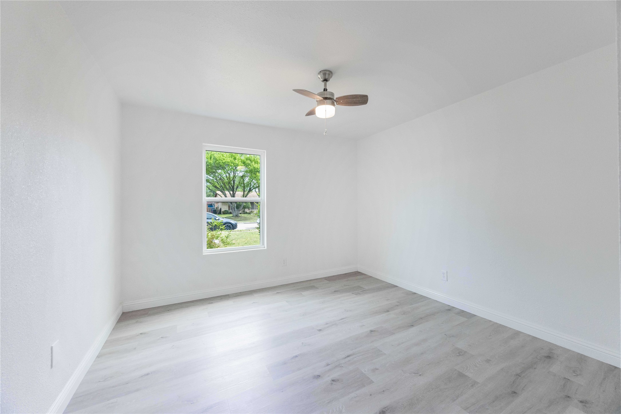 2822 Chariot Lane Garland TX 75044