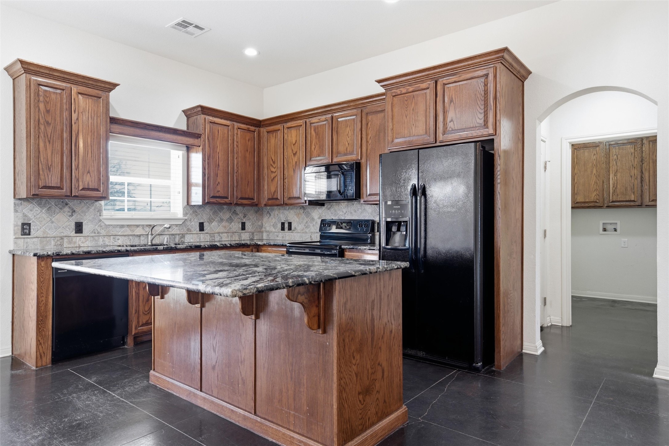 207 Hawk Ridge Lacy Lakeview TX 76705