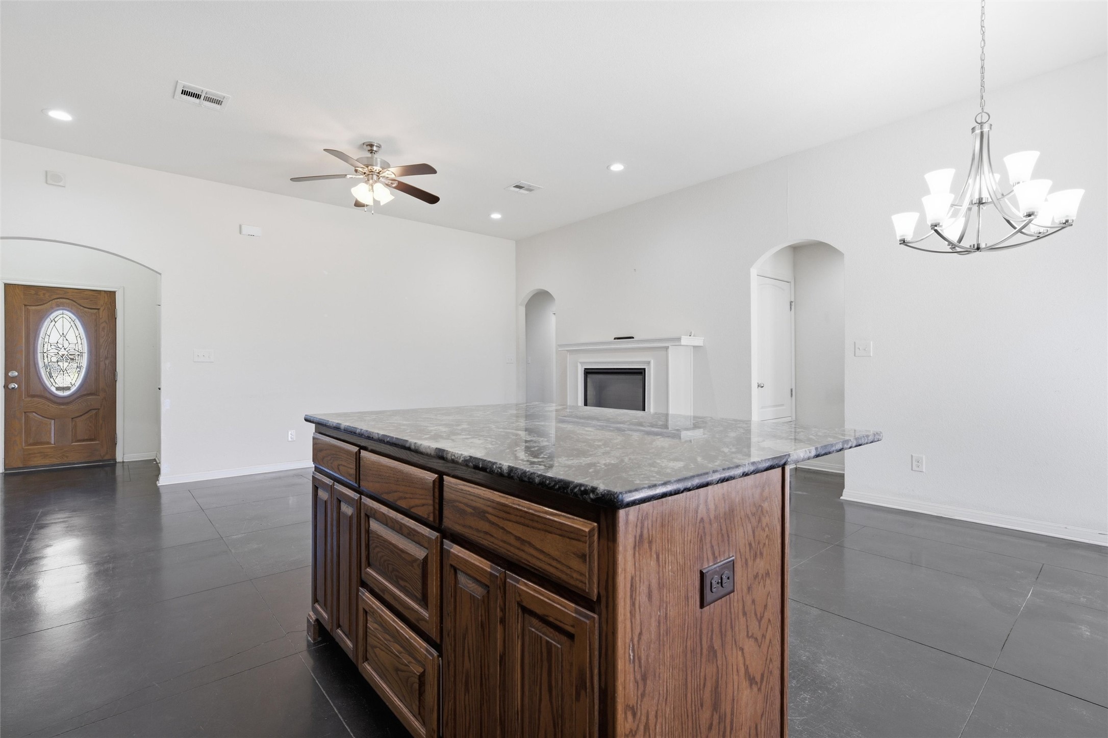 207 Hawk Ridge Lacy Lakeview TX 76705