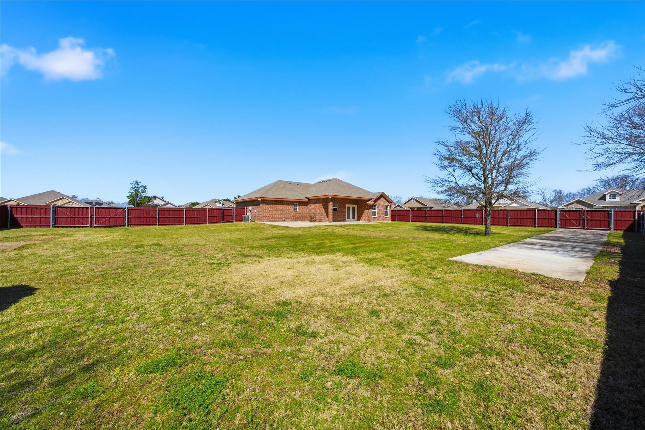 207 Hawk Ridge Lacy Lakeview TX 76705