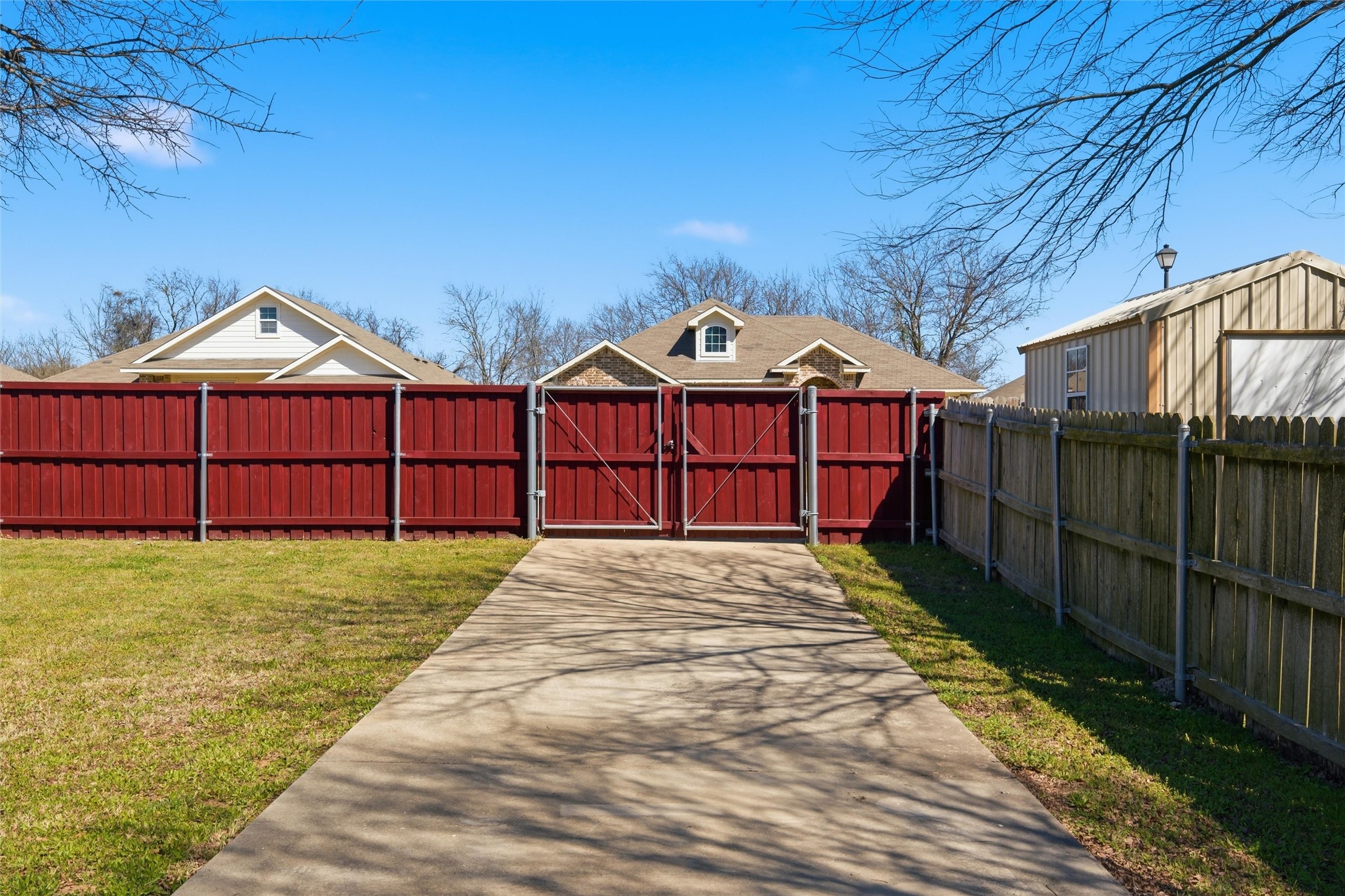 207 Hawk Ridge Lacy Lakeview TX 76705