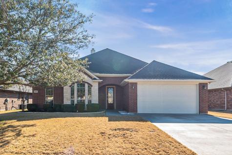 1809 Colorado Court Burleson TX 76028