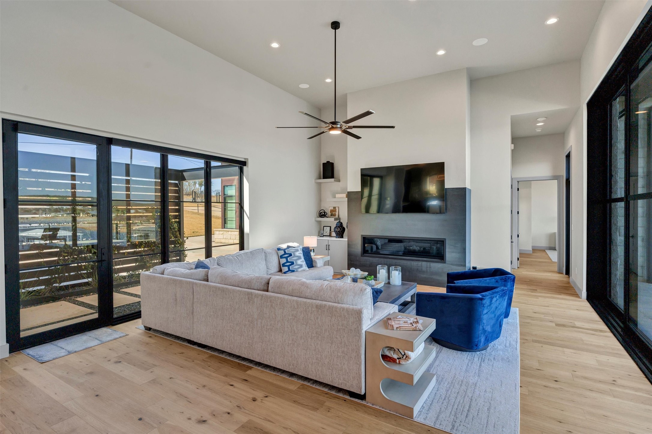 1009 Cardinal Cove Graford TX 76449
