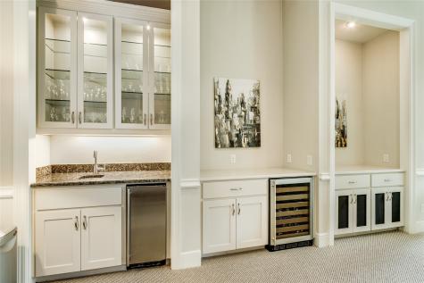 7233 Helsem Bend Dallas TX 75230