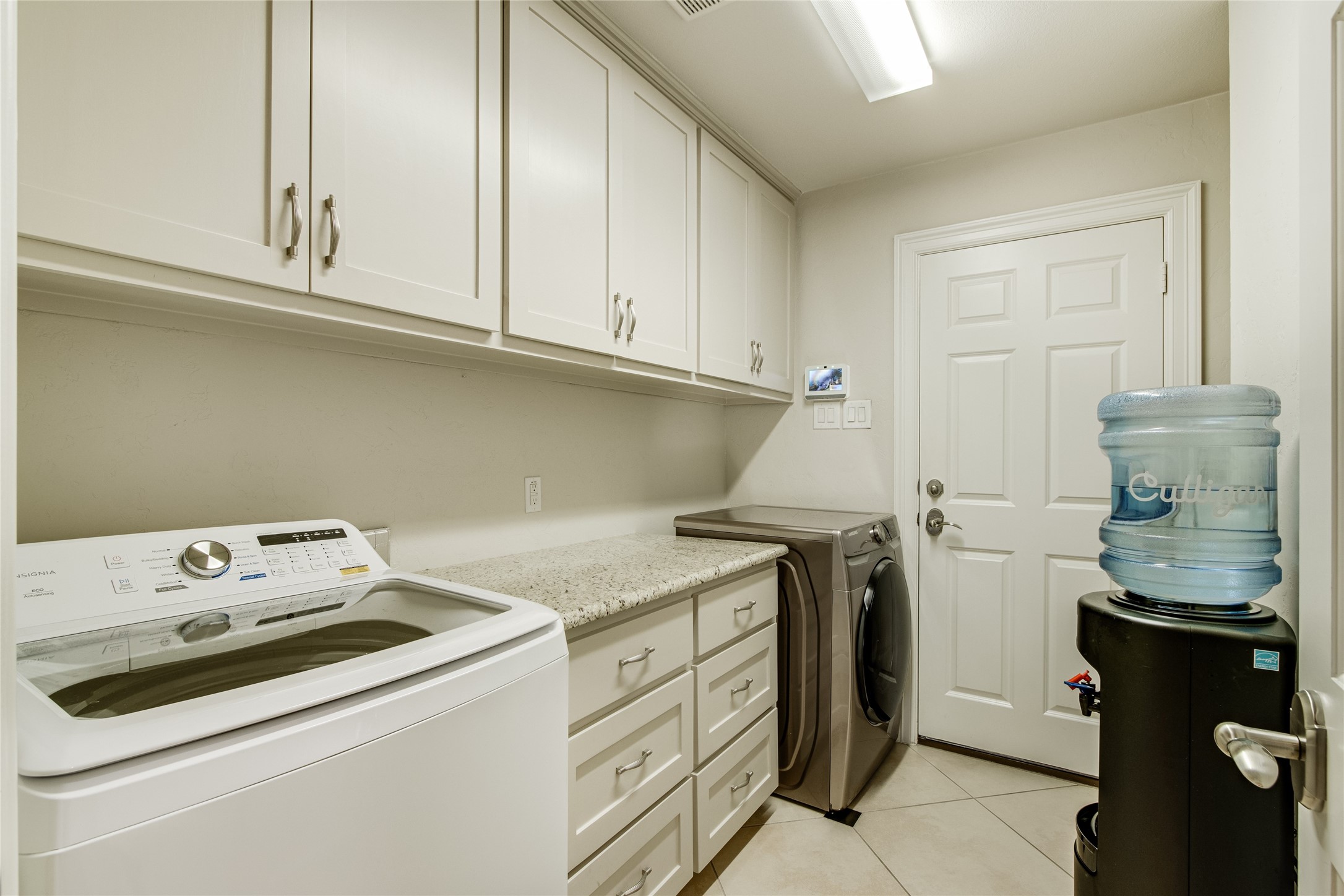 7233 Helsem Bend Dallas TX 75230