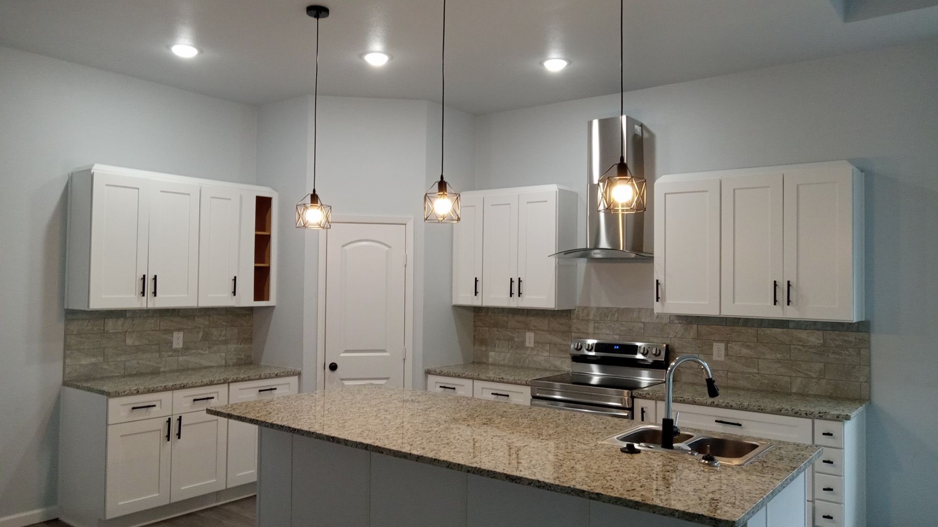2213 Beverly Drive Granbury TX 76048