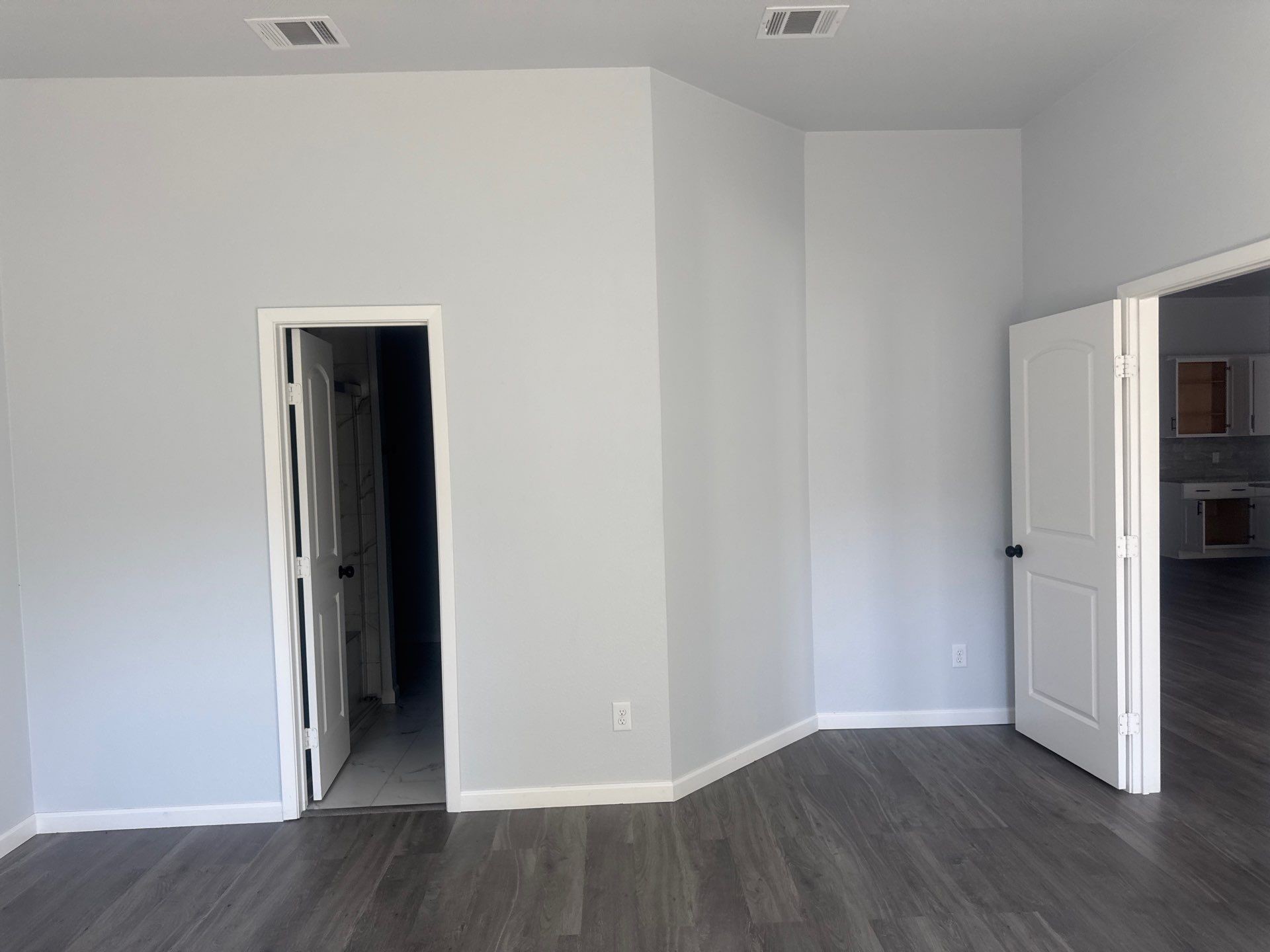 2213 Beverly Drive Granbury TX 76048