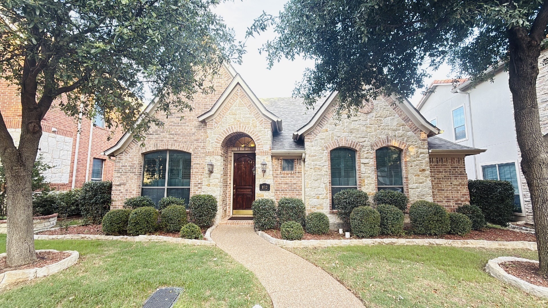 8712 Laurel Canyon Road Irving TX 75063