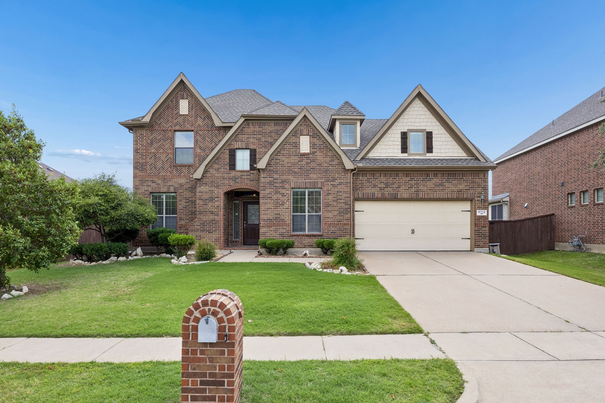 4712 Kestrel Street Grand Prairie TX 75052