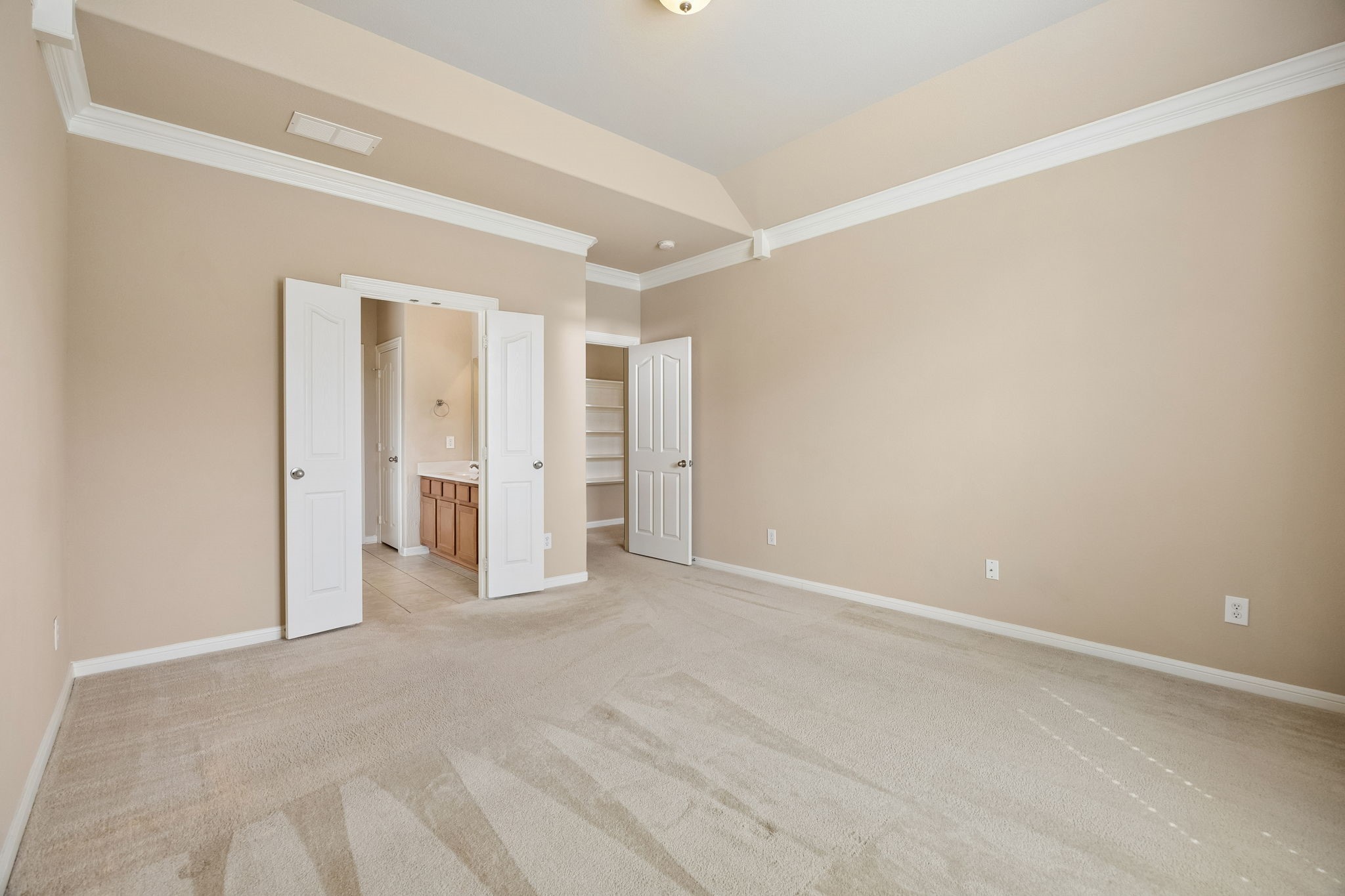 4712 Kestrel Street Grand Prairie TX 75052