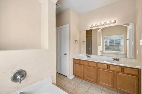 4712 Kestrel Street Grand Prairie TX 75052