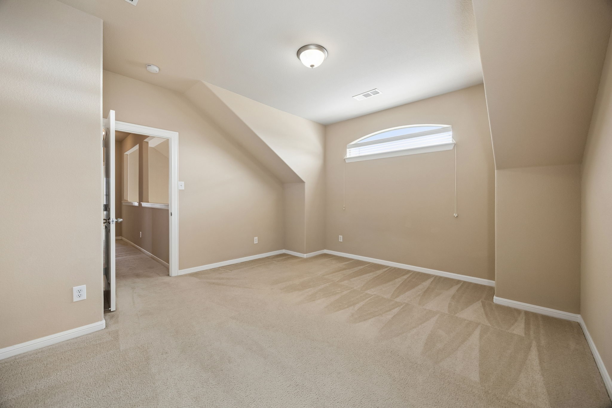 4712 Kestrel Street Grand Prairie TX 75052