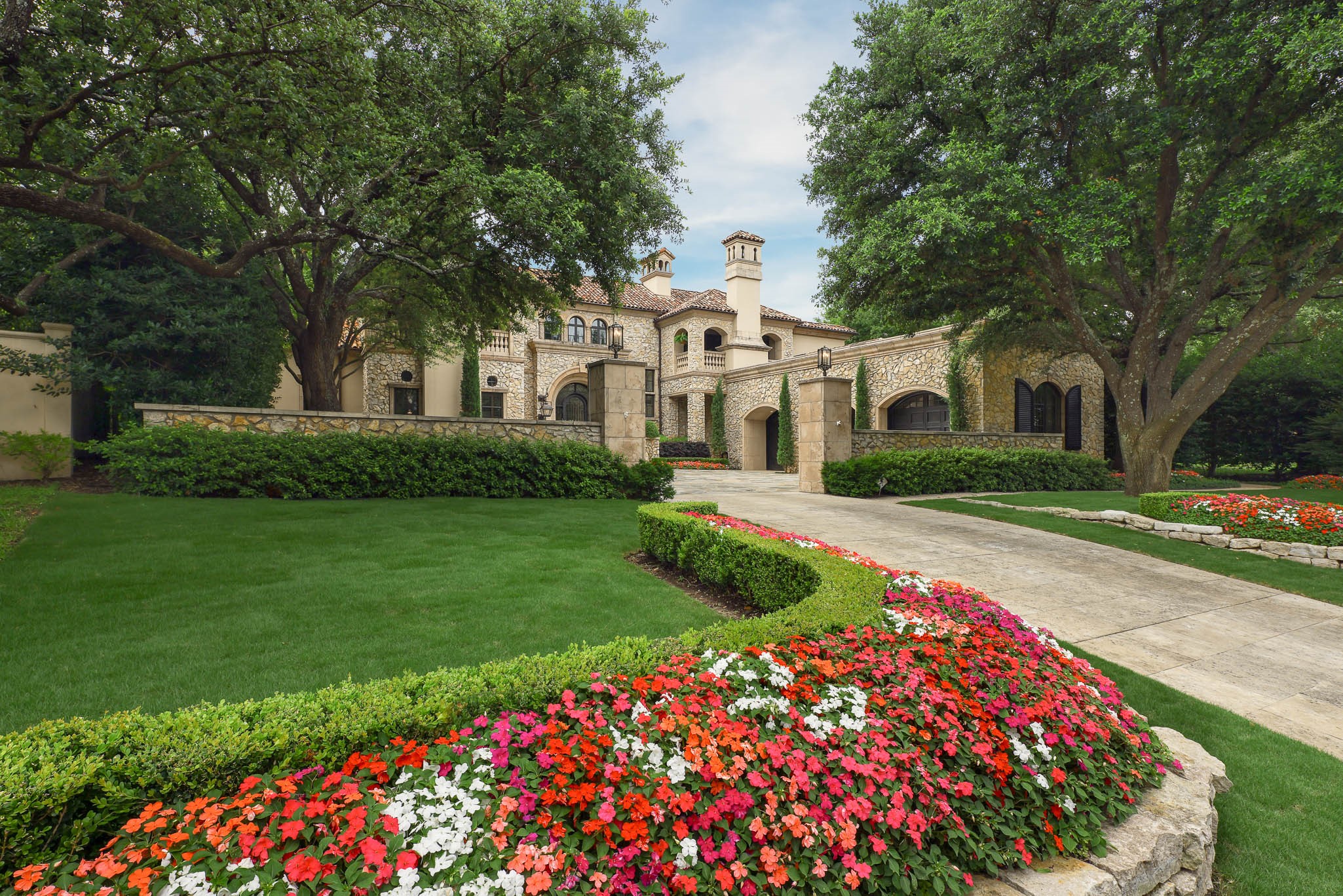 15 Robledo Drive Dallas TX 75230