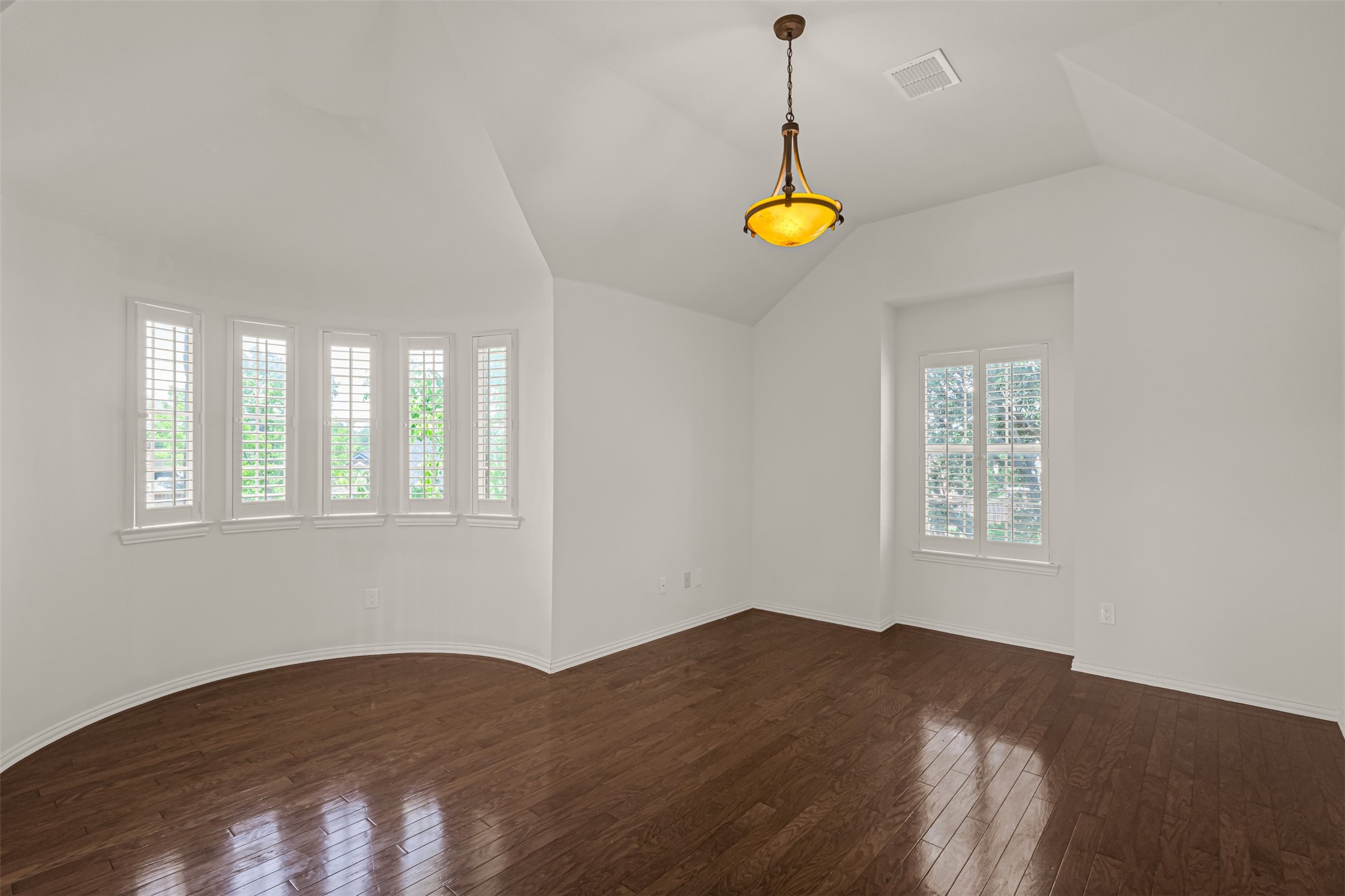 2007 Chittam Drive Euless TX 76039