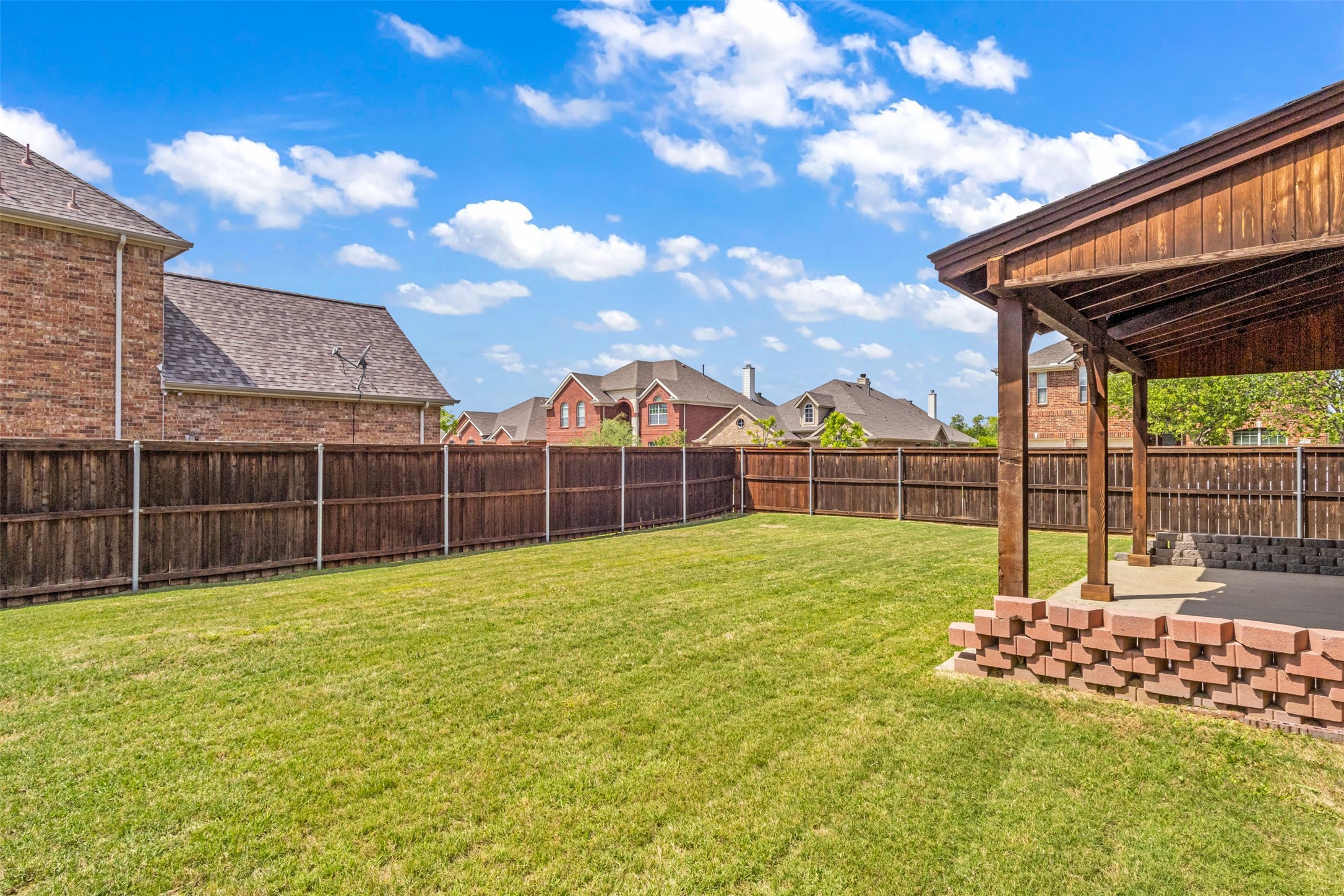 2007 Chittam Drive Euless TX 76039