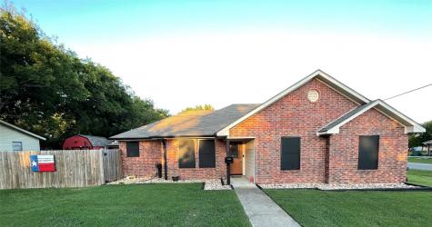 1102 14th Street Honey Grove TX 75446