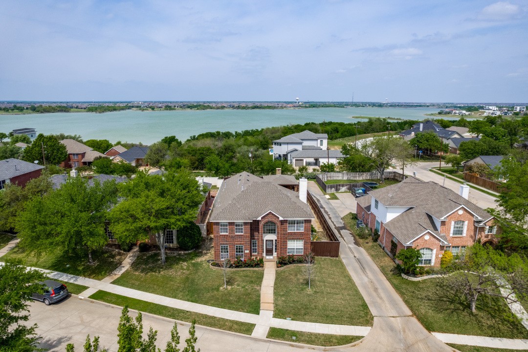 4020 Caldwell Avenue The Colony TX 75056