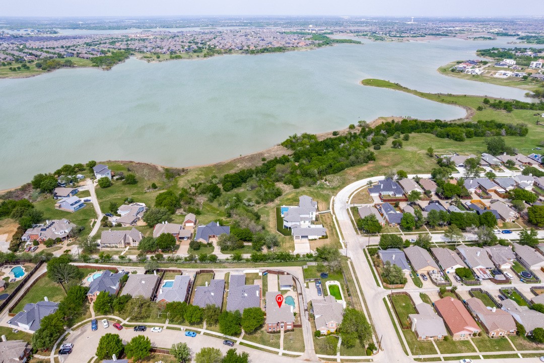 4020 Caldwell Avenue The Colony TX 75056