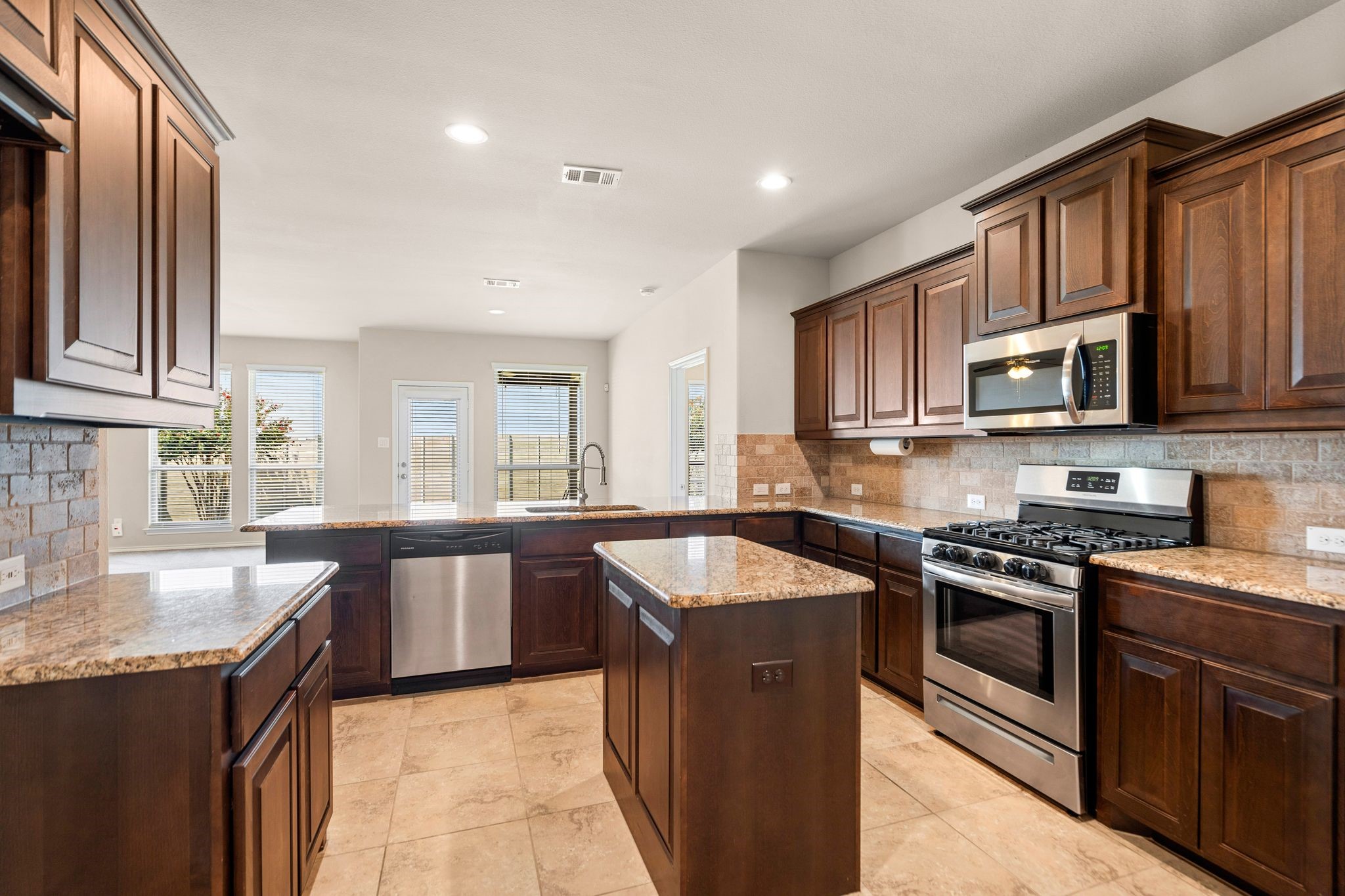 513 Gannet Trail Argyle TX 76226