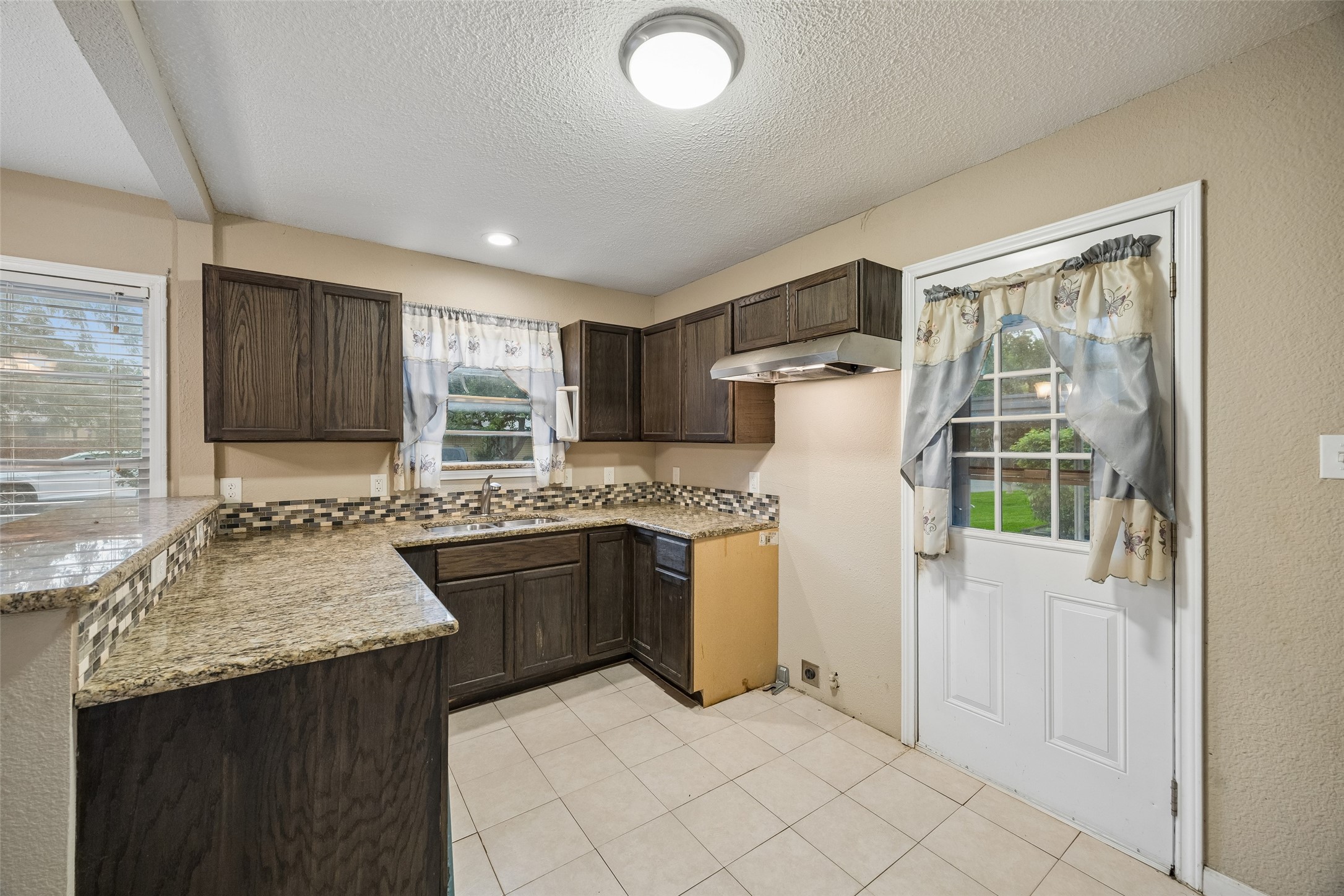117 Moon Street Cleburne TX 76033
