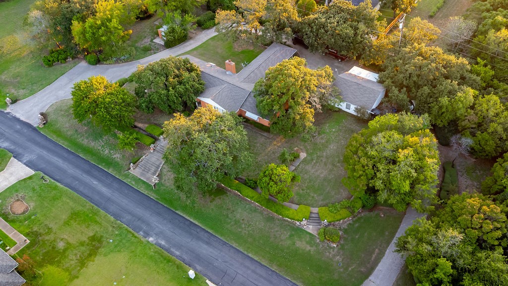 1604 N Haven Drive Corinth TX 76210