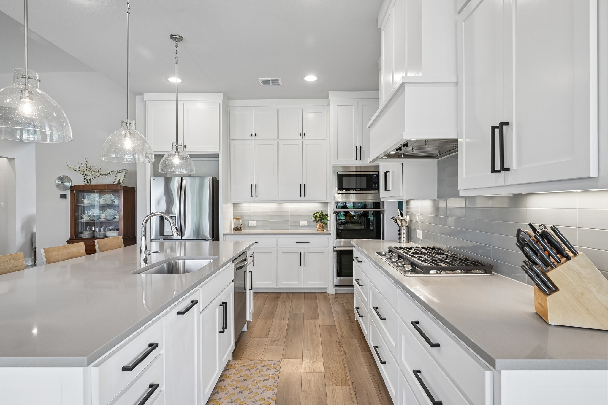 1701 Whispering Pines Lane Gunter TX 75058