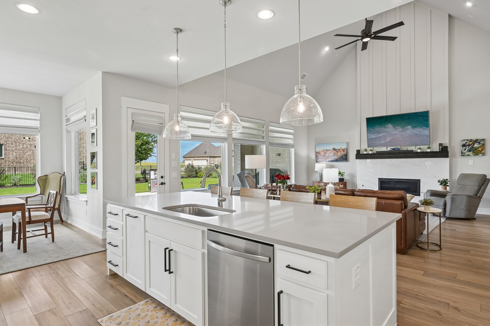 1701 Whispering Pines Lane Gunter TX 75058
