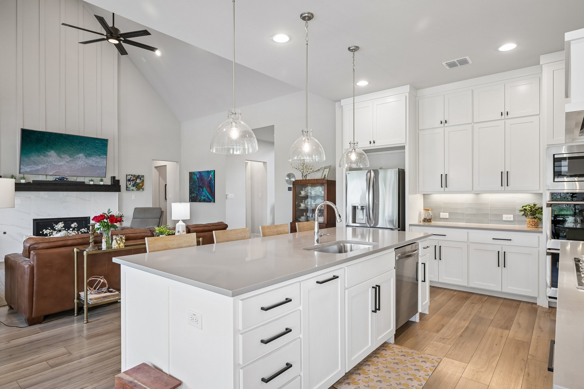 1701 Whispering Pines Lane Gunter TX 75058