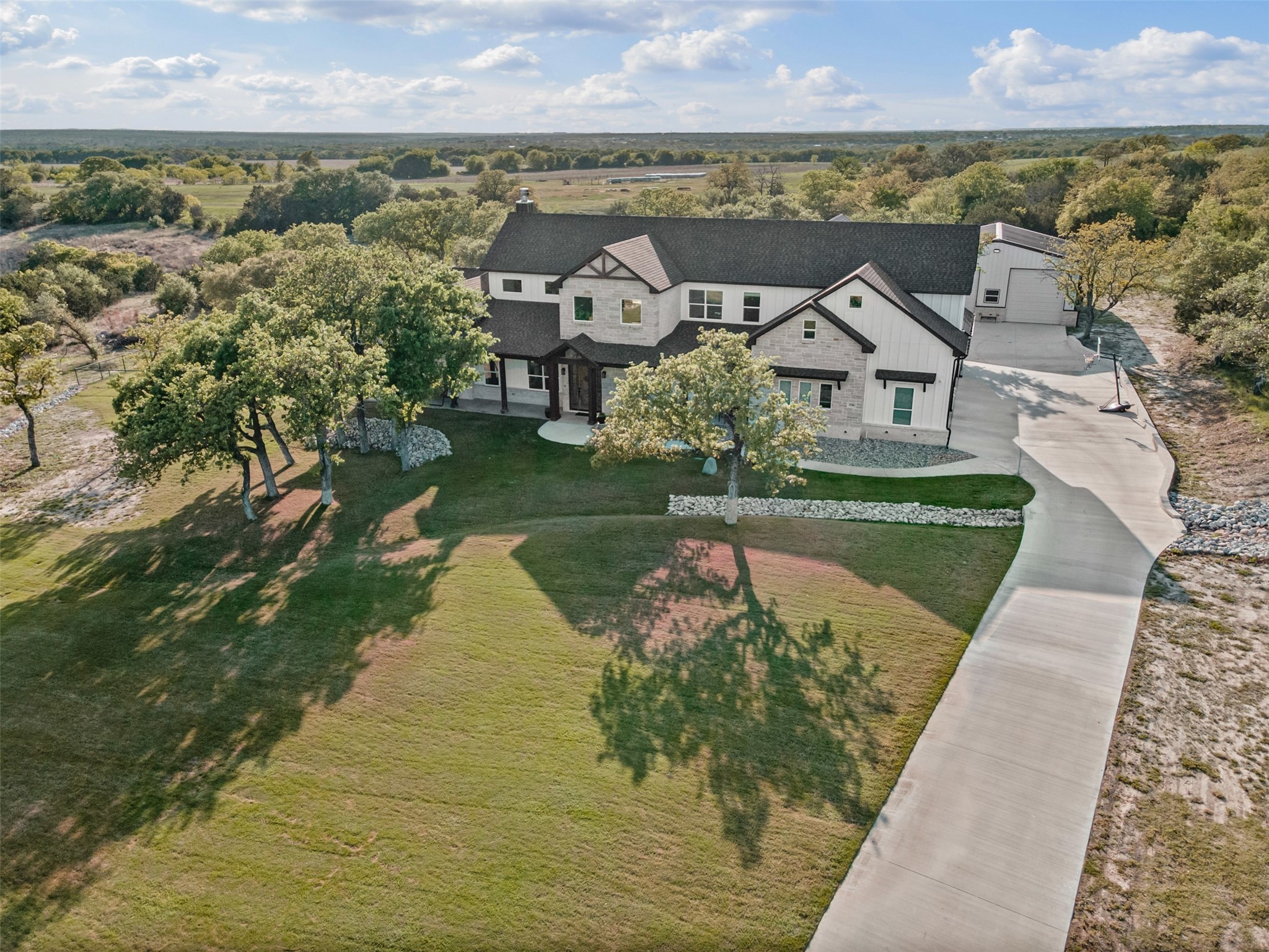 1196 Eagles Bluff Drive Weatherford TX 76087