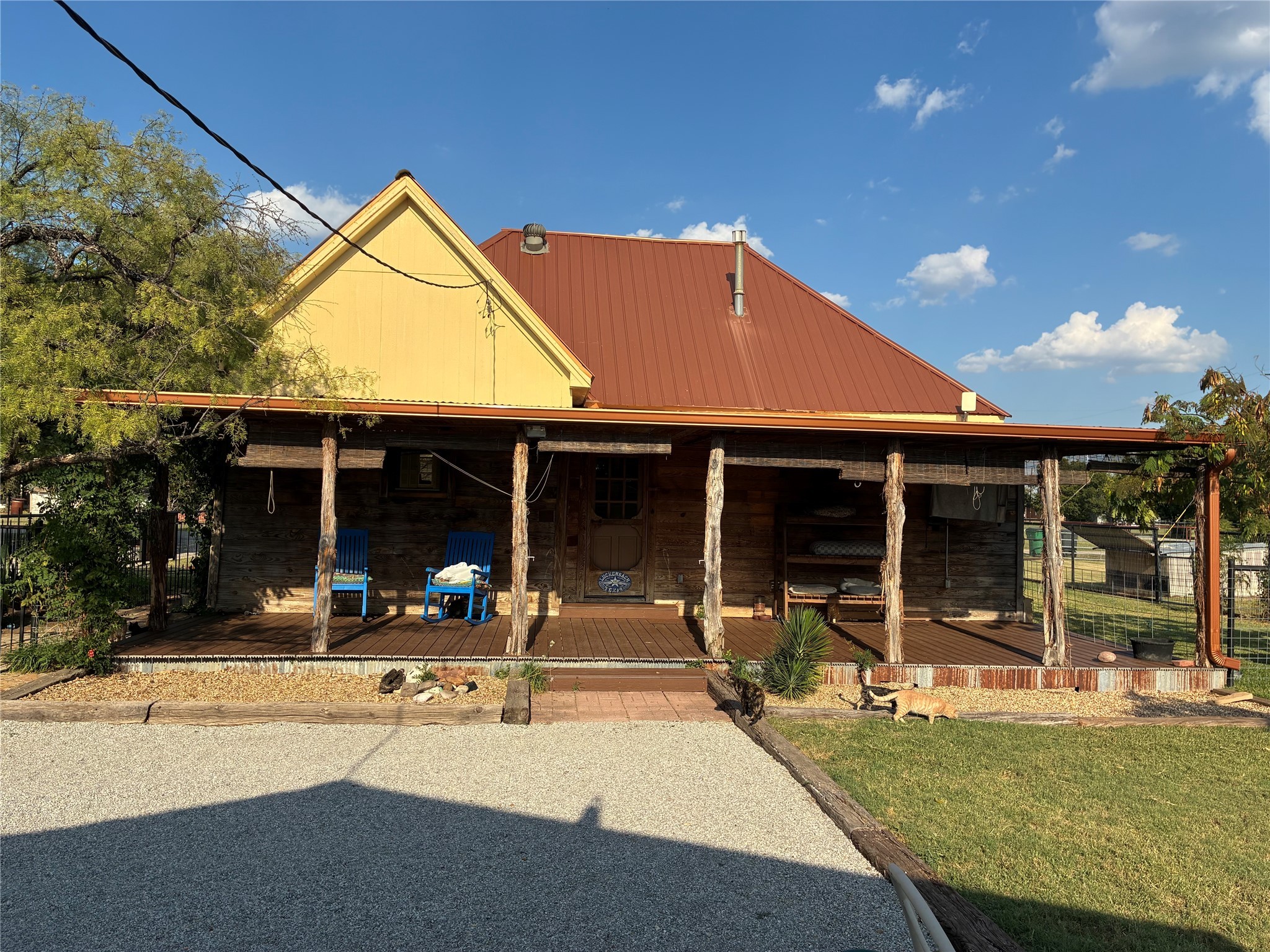 106 S Houston Street Millsap TX 76066