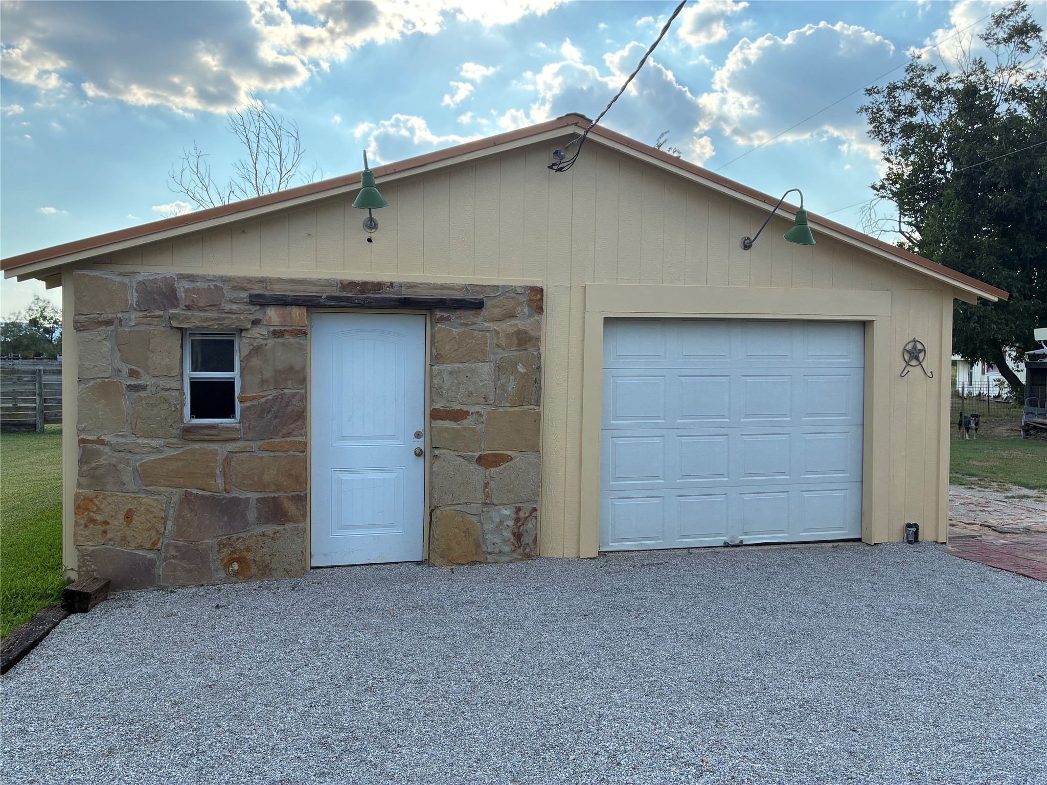 106 S Houston Street Millsap TX 76066