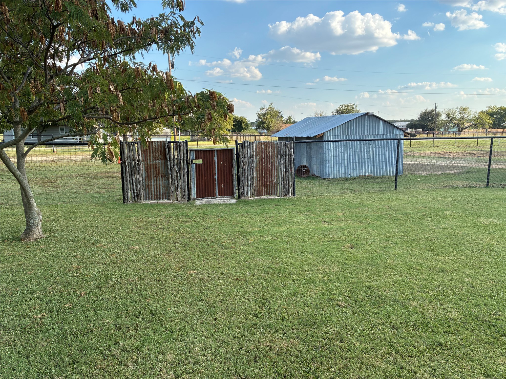 106 S Houston Street Millsap TX 76066