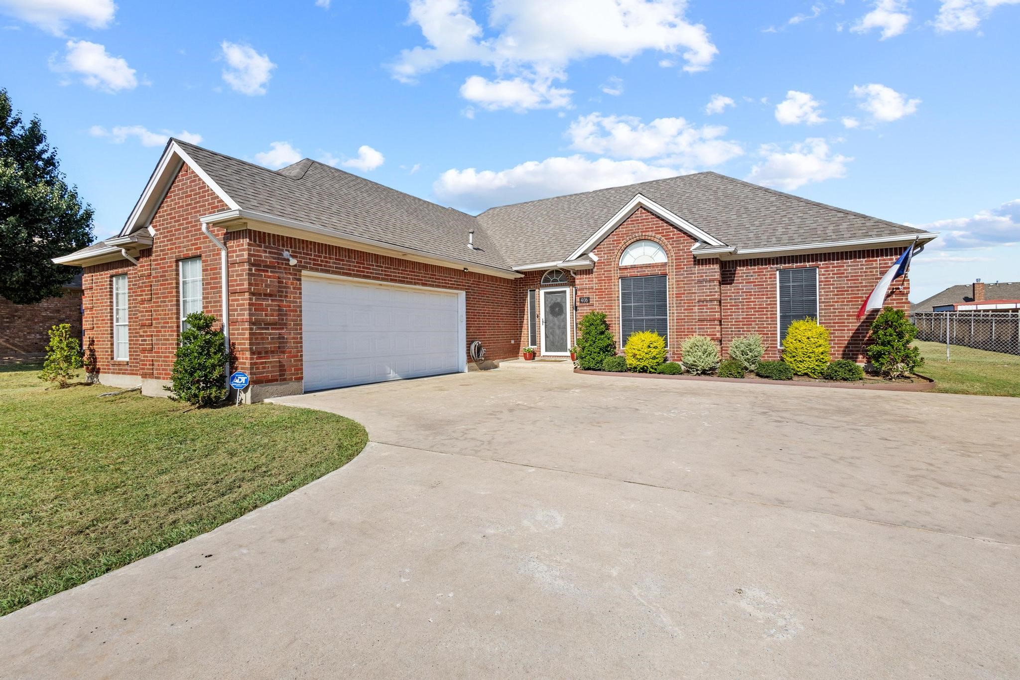 406 Sunshine Trail Bells TX 75414