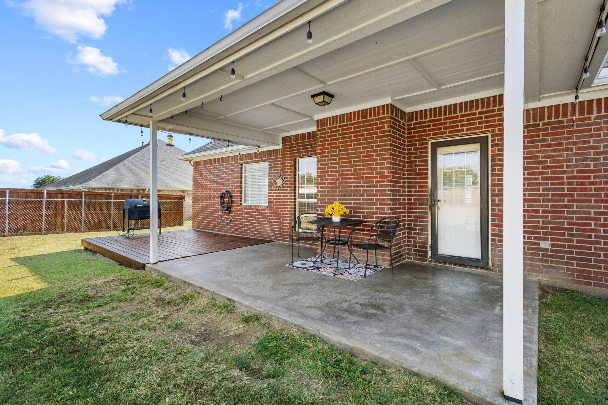 406 Sunshine Trail Bells TX 75414