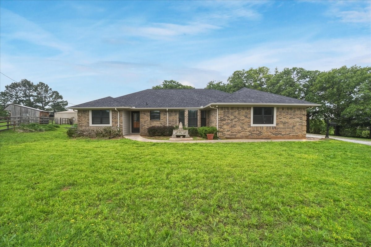 27020 Fm 902 Collinsville TX 76233