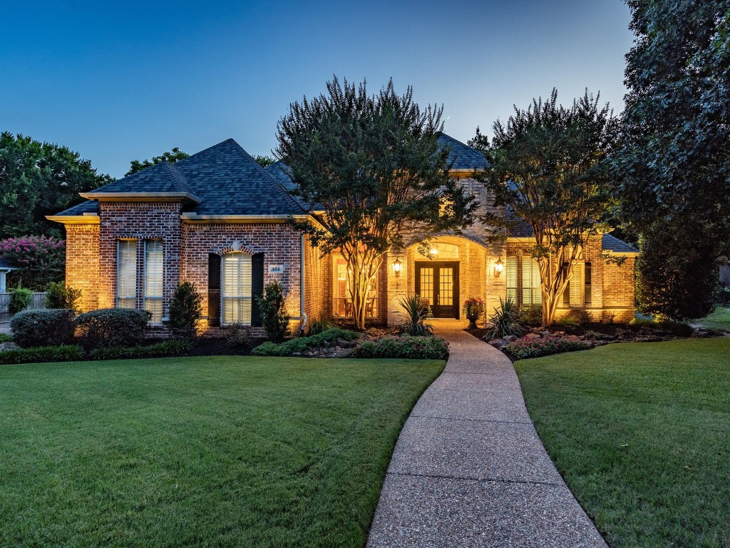 800 Shorecrest Drive Southlake TX 76092