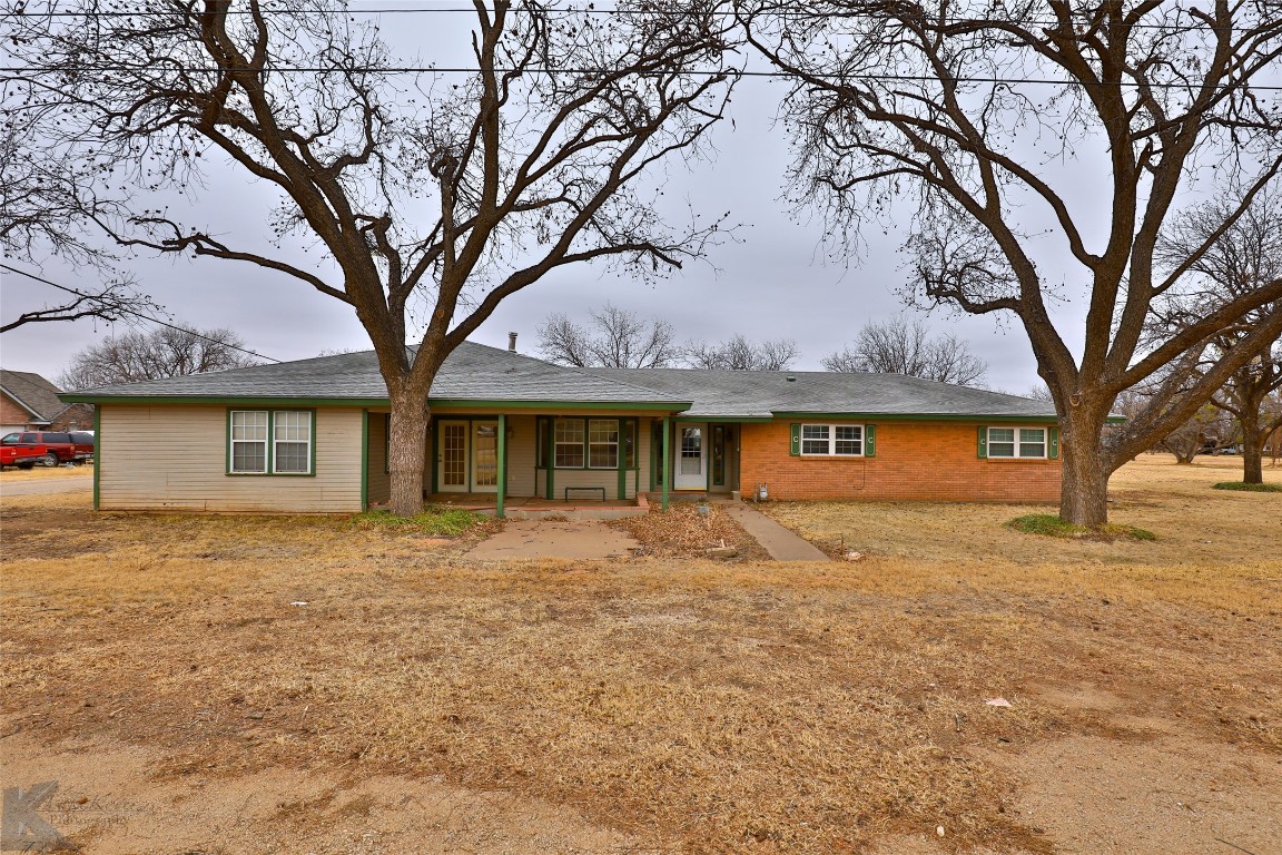 710 S 8th Merkel TX 79536