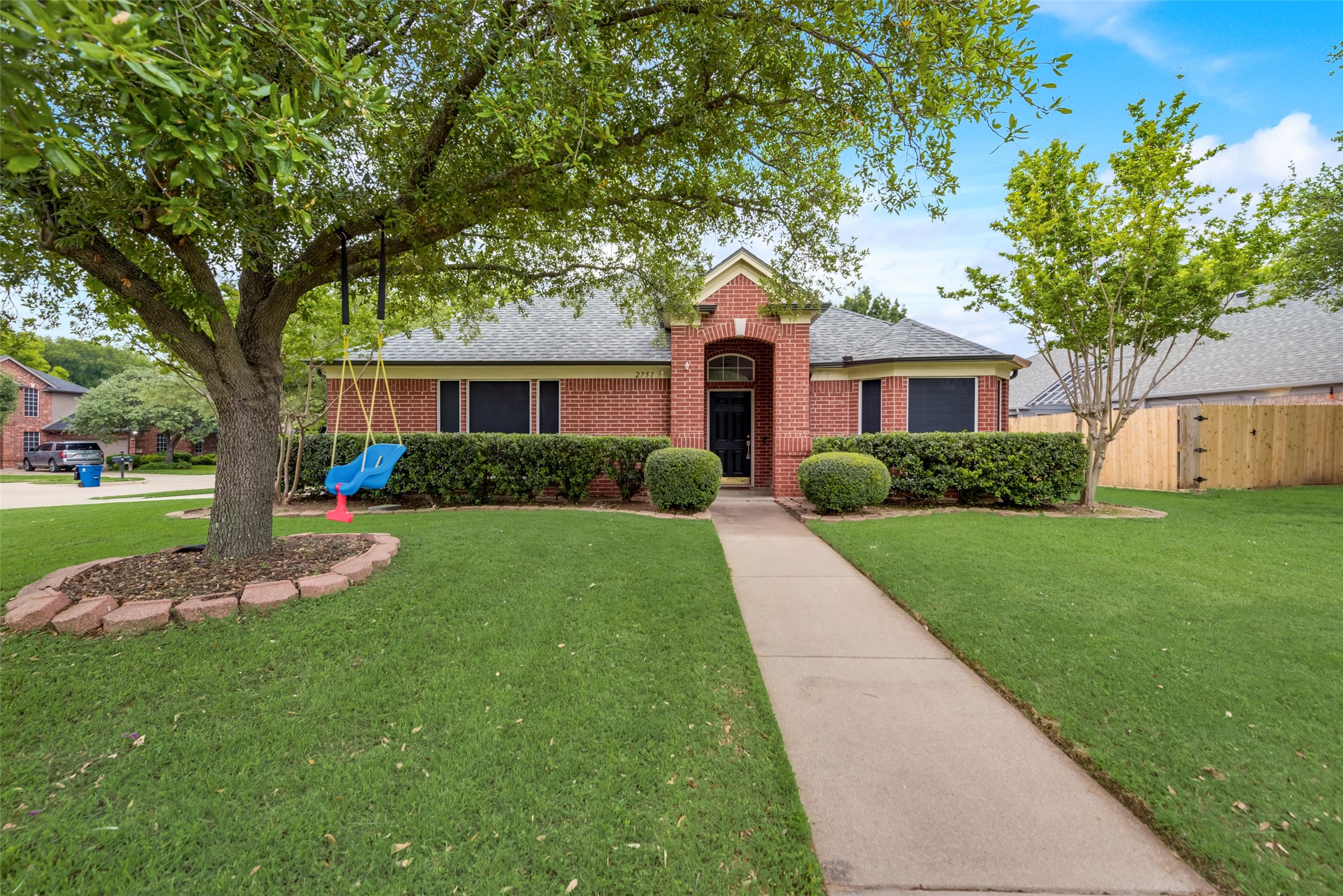 2751 Oakdale Drive Burleson TX 76028