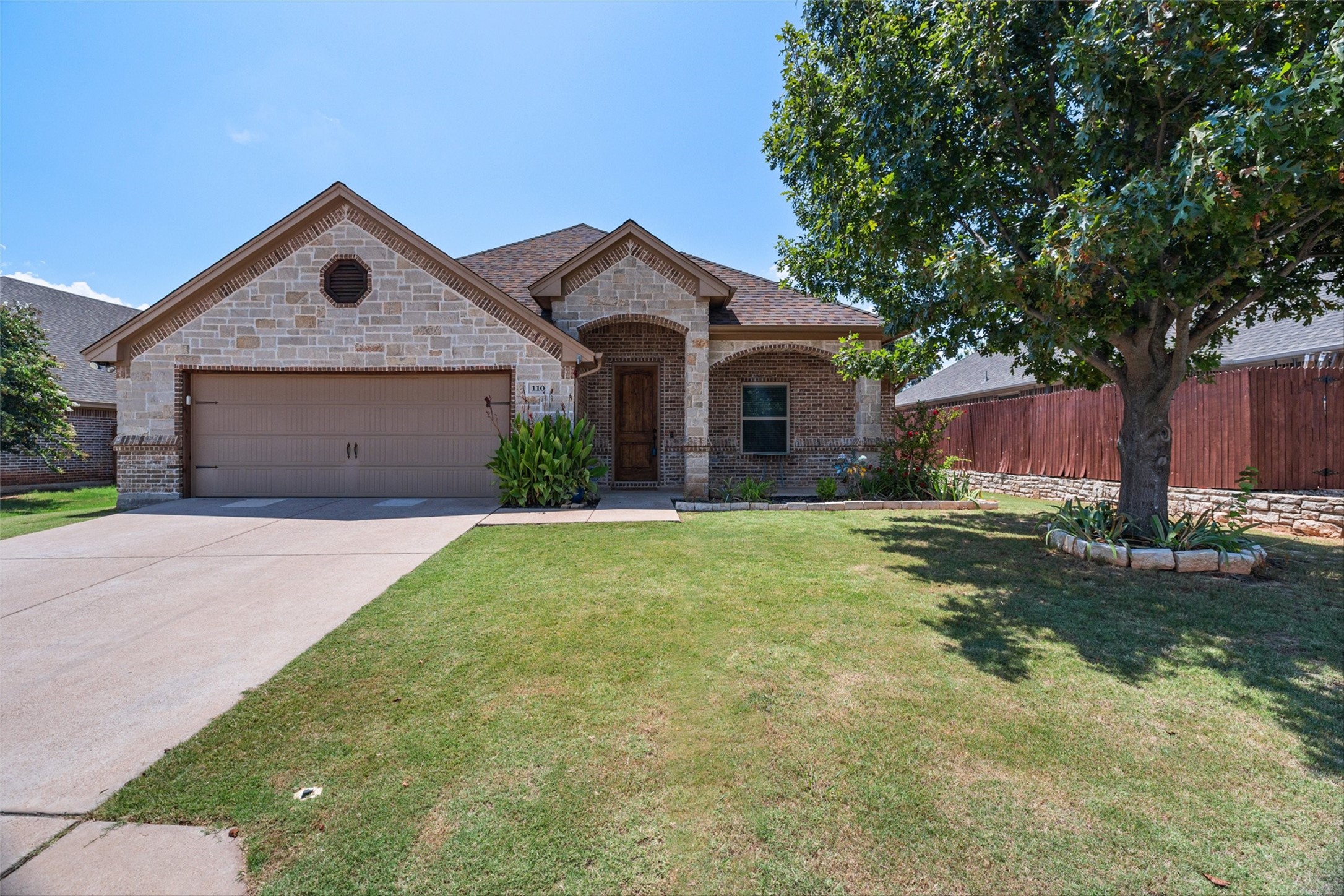110 Donna Circle Granbury TX 76049