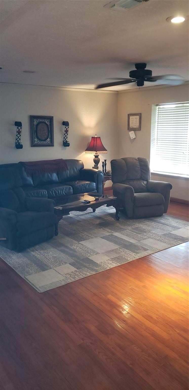 295 Tx-11 Winnsboro TX 75494