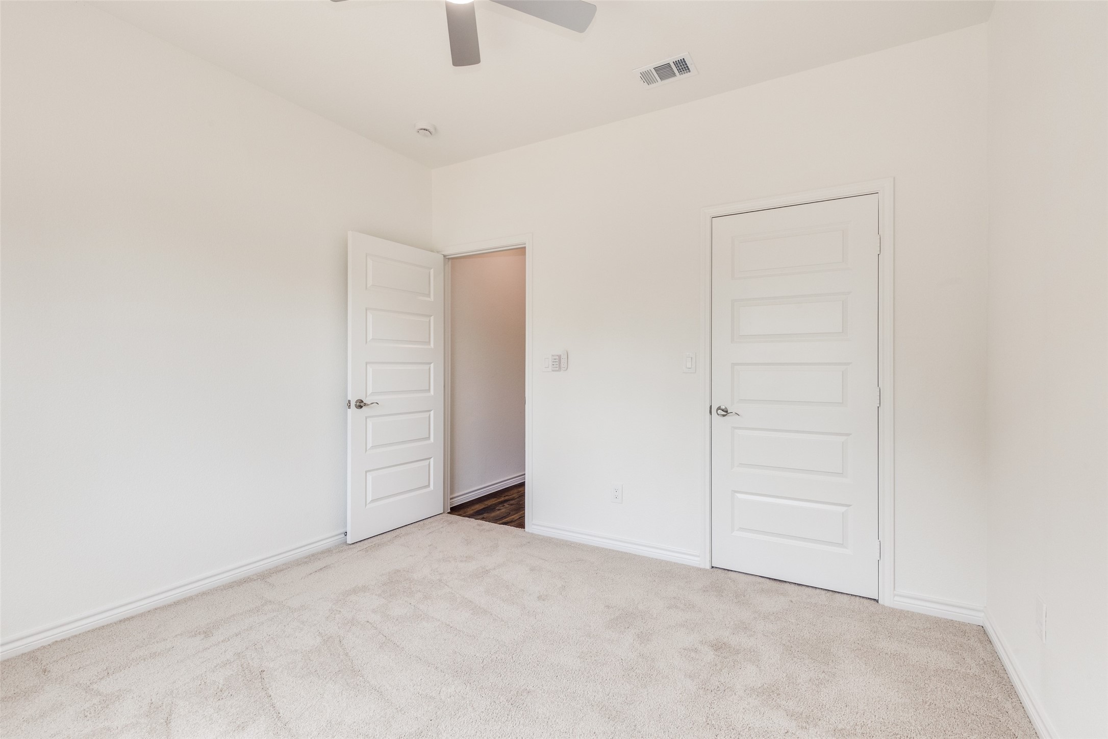 4004 Tahoe Court Granbury TX 76048