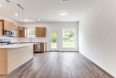 4004 Tahoe Court Granbury TX 76048