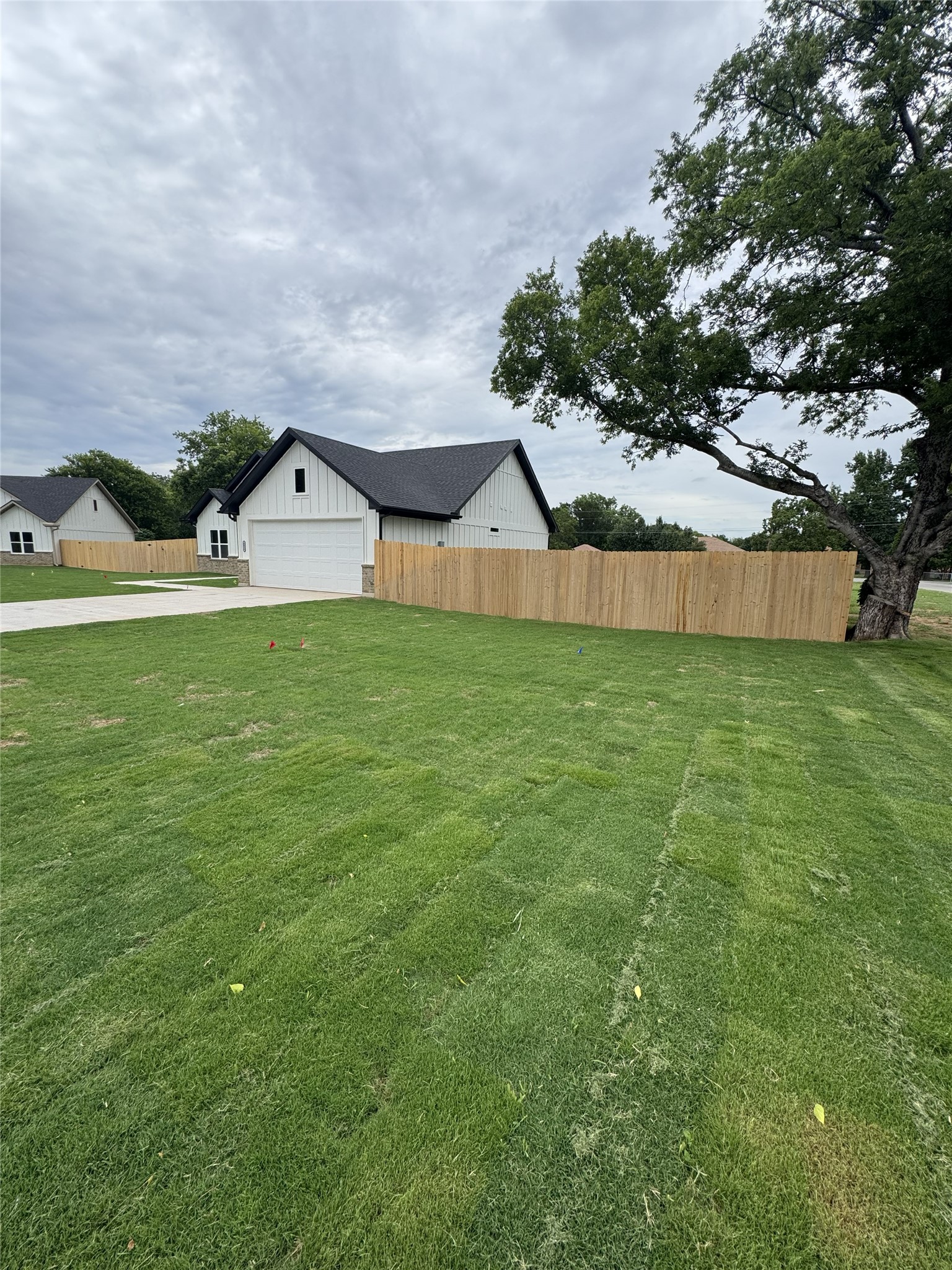 4004 Tahoe Court Granbury TX 76048