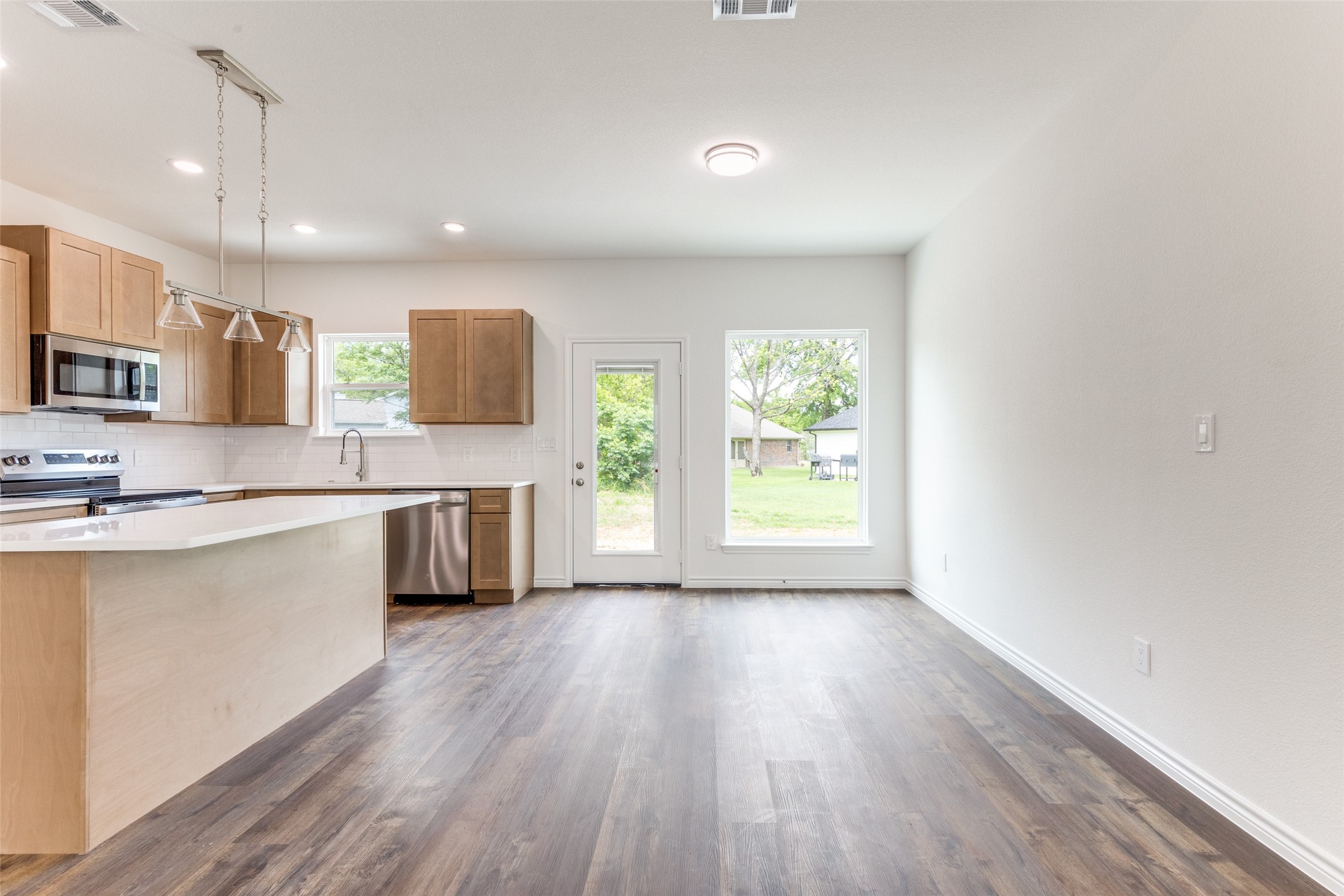 4004 Tahoe Court Granbury TX 76048