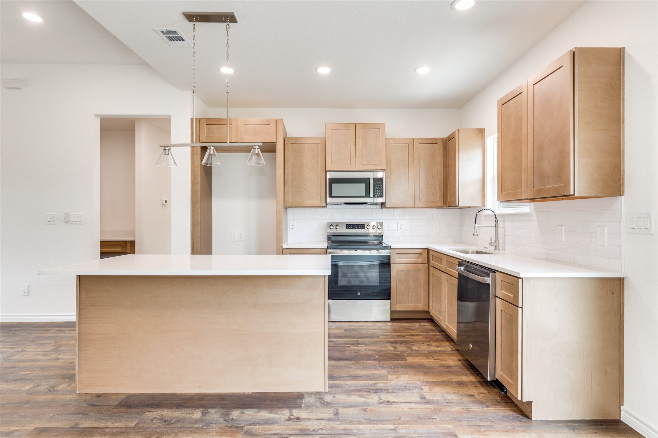 4004 Tahoe Court Granbury TX 76048
