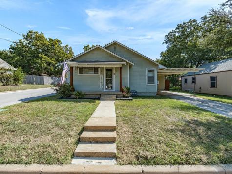 401 S Holman Street Decatur TX 76234