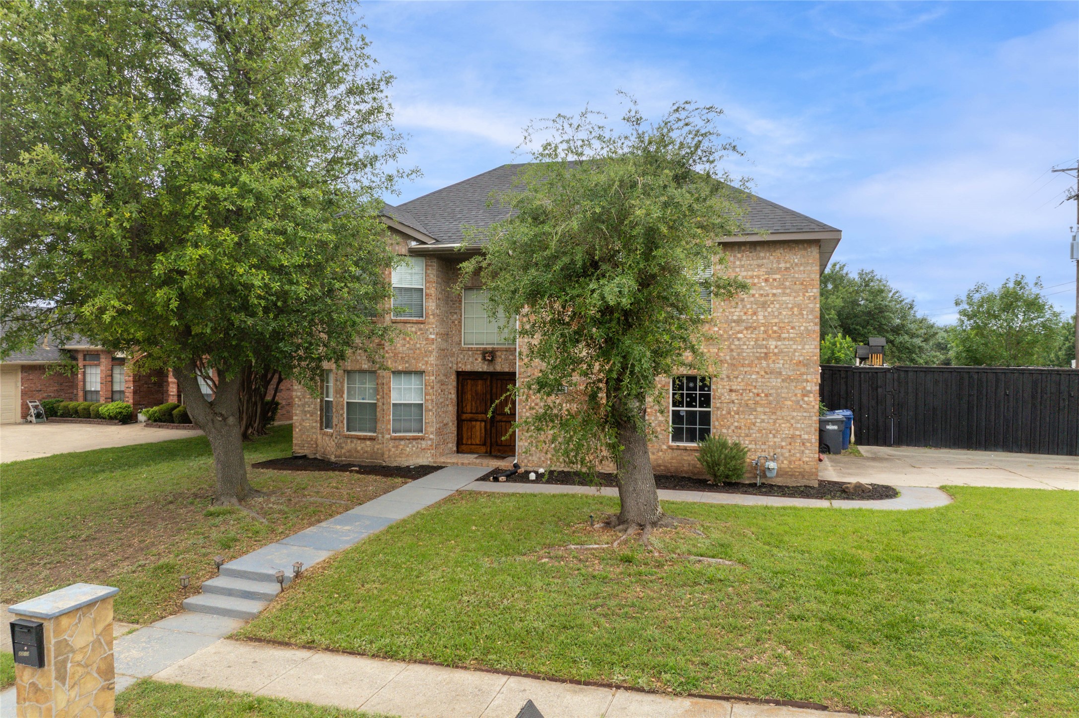 2213 Deep Valley Drive Mckinney TX 75071